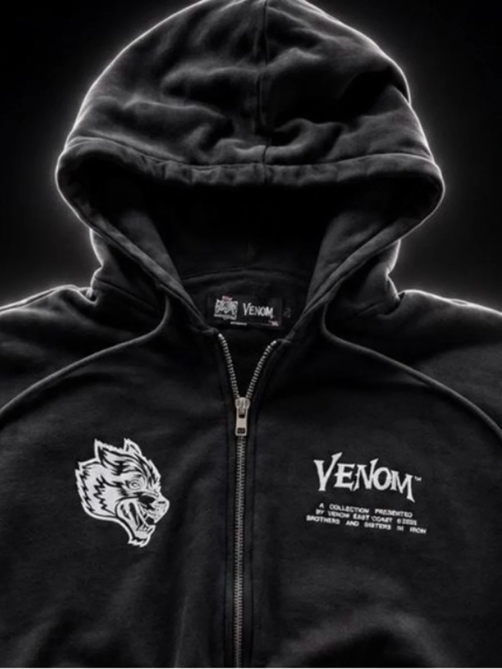 Darc Sport× Marvel Venom ‘Combined Chambers’ Zip Up Hoodie - Size L - NWT - Picture 3 of 4